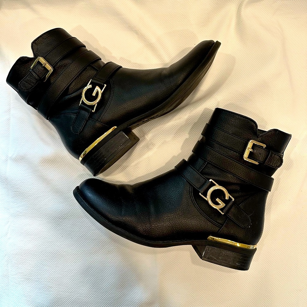 G by Guess Los Angeles Black and Gold Boot Size 9
